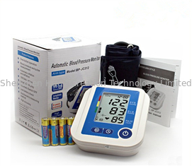 中国 血圧点検のための腕のタイプ音声電子圧力計 BP-JC312 の使用 サプライヤー