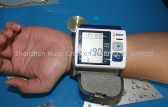 中国 病院の手首のための携帯用デジタル血圧のモニター サプライヤー