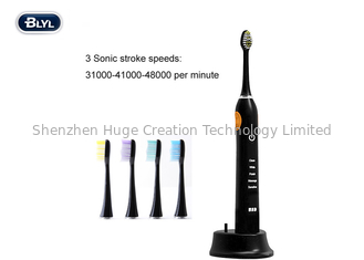 中国 歯ブラシの有料歯科装置を白くする音波の電動歯ブラシの再充電可能な歯 サプライヤー