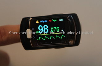 中国 再充電可能な李電池が付いている指先の脈拍の酸化濃度計センサー サプライヤー