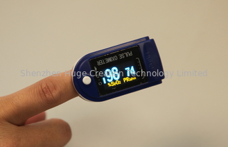 中国 Bluetooth の指先の脈拍の酸化濃度計、二重色 OLED の表示 サプライヤー