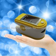 中国 低電圧警報が付いている使い捨て可能な  の指先の脈拍の酸化濃度計 サプライヤー